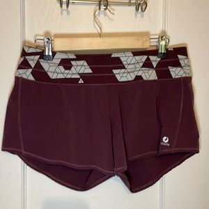 Oiselle Roga Running Shorts size 6